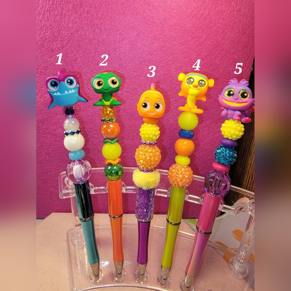 Doorable Neon Pens